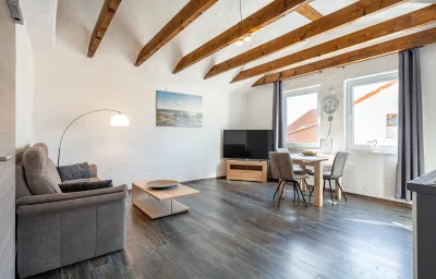 Nr. 6 Ewiges Meer mit Loggia