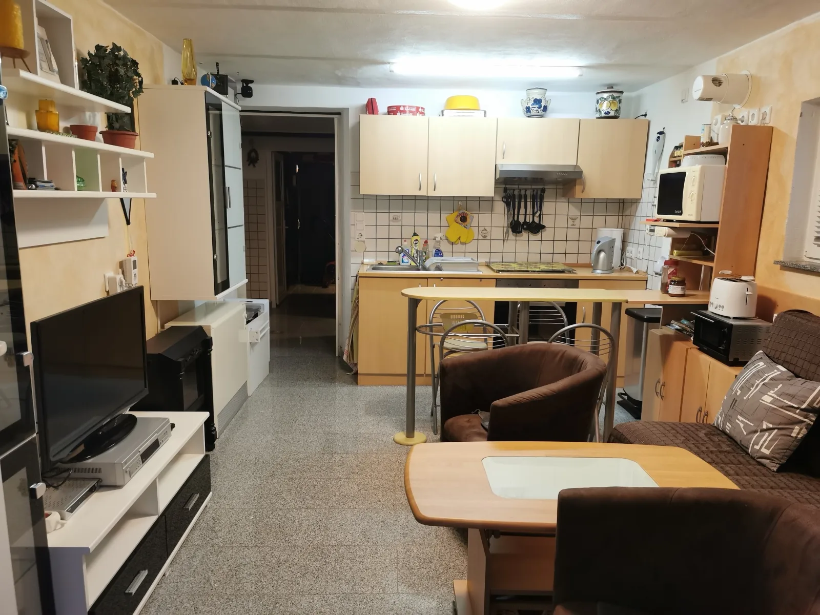 Stausee-Bungalow 80, EG