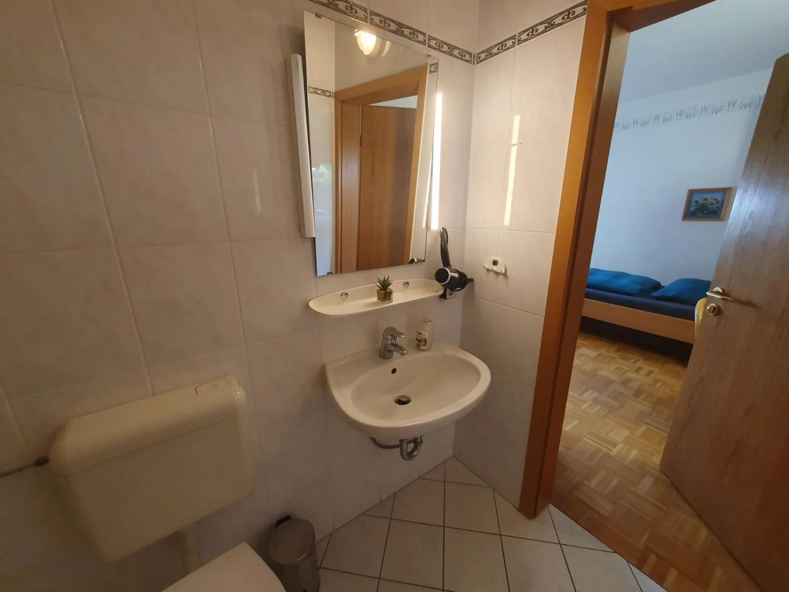 ABM Apartment 17