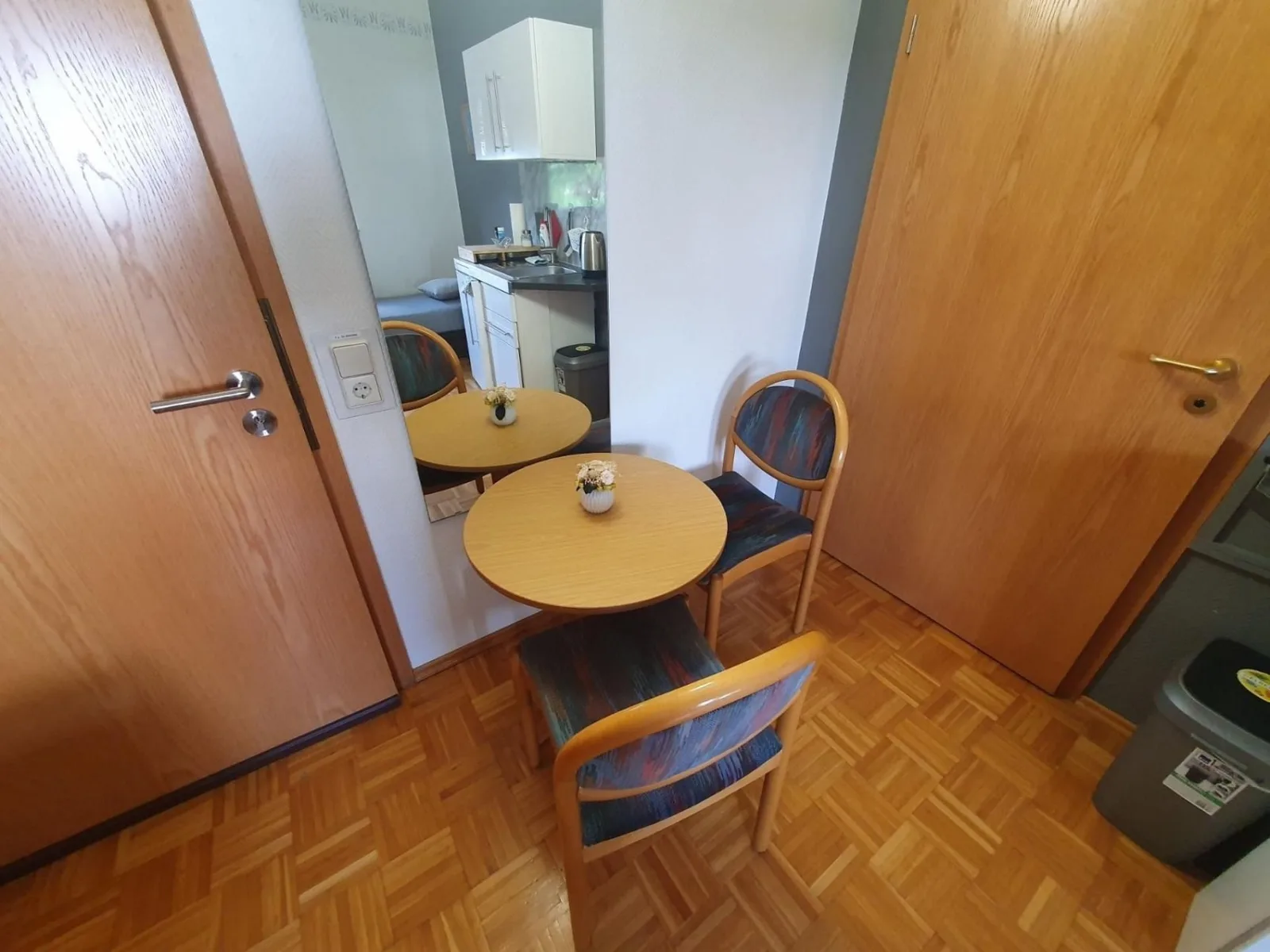 ABM Apartment 17