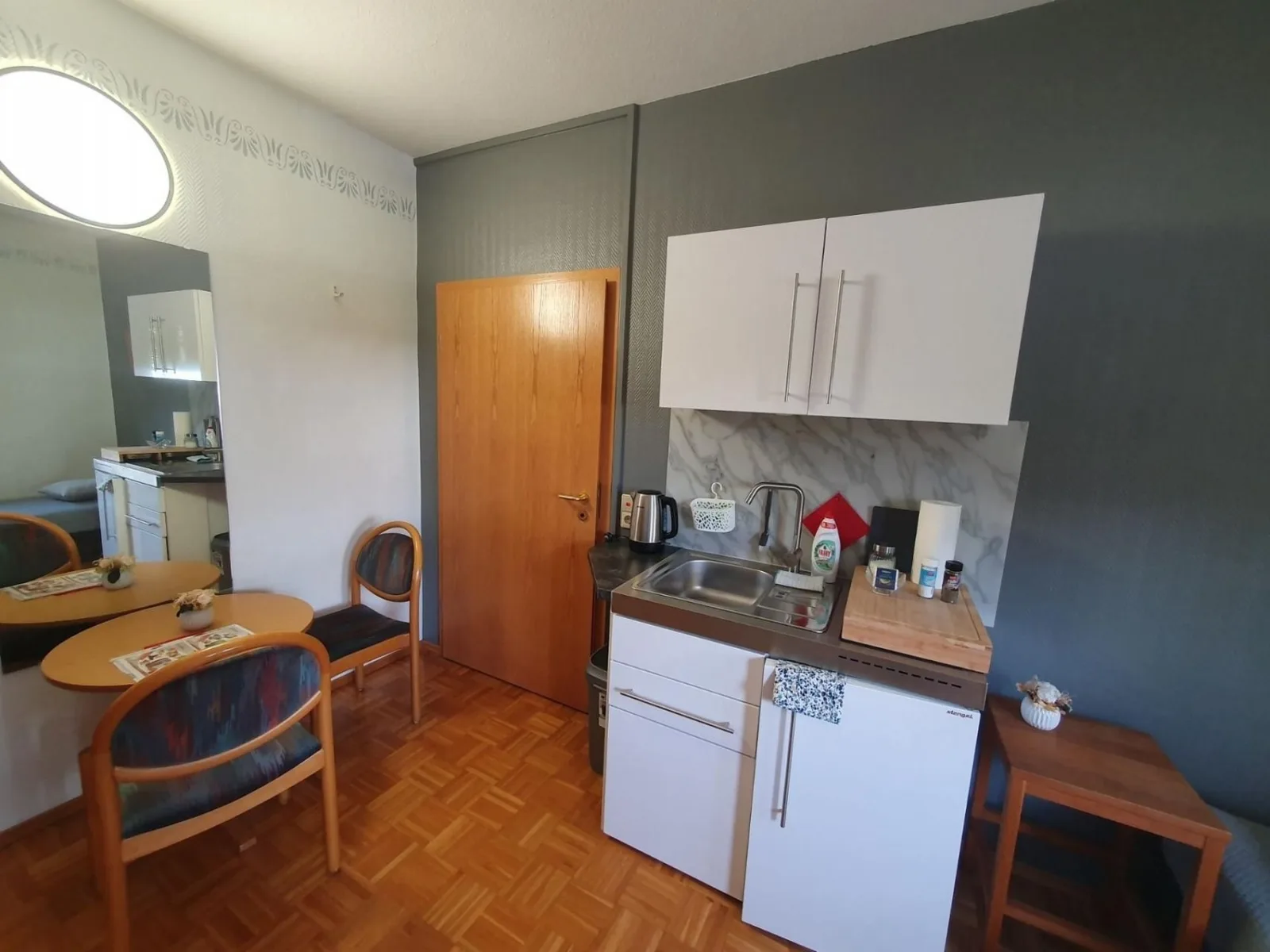 ABM Apartment 17