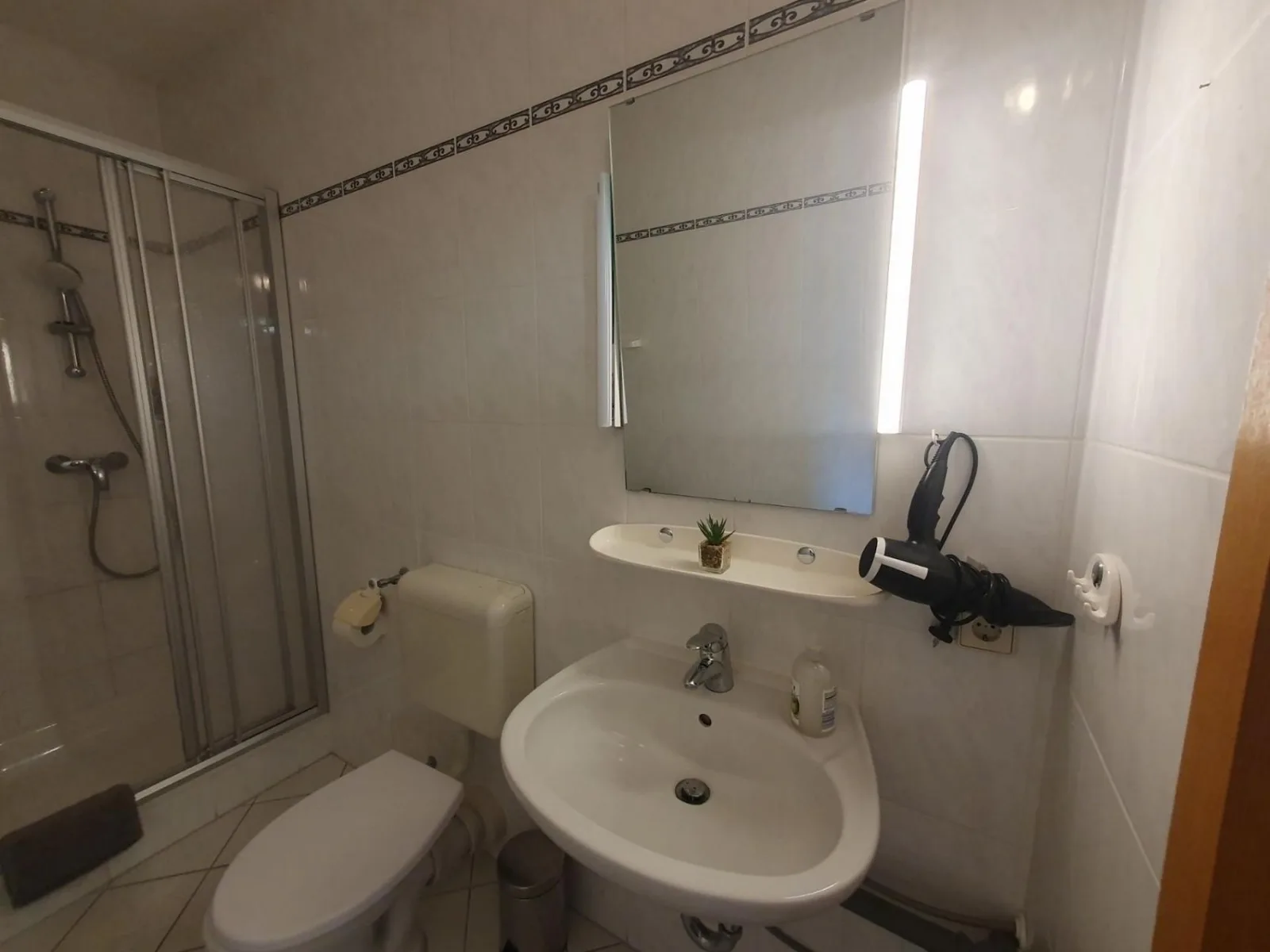 ABM Apartment 17