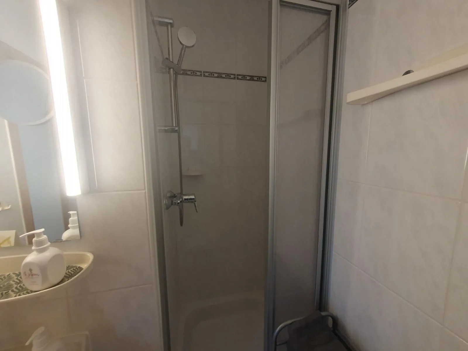 ABM Apartment 15
