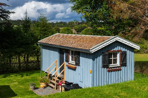 Tiny Chalet 2