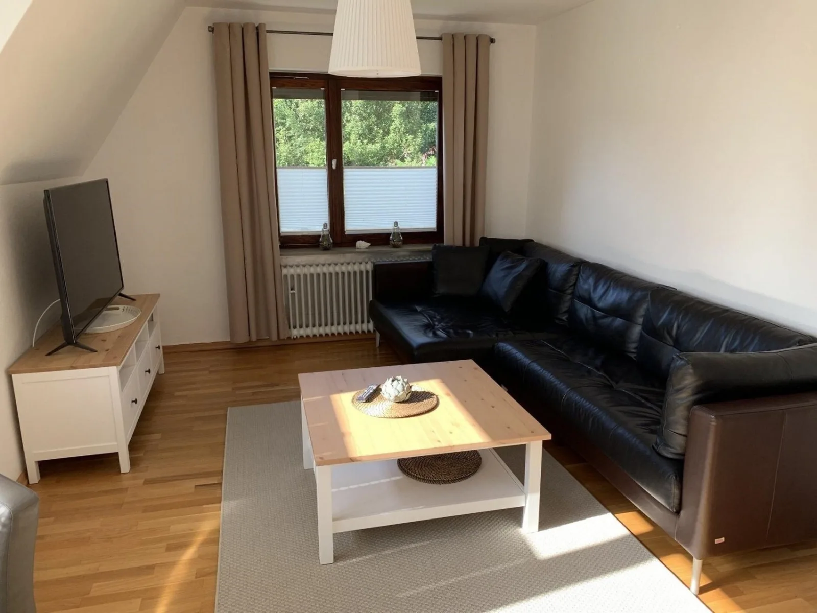 Heimelige Ferienwohnung Nesco mit Balkon und Garten