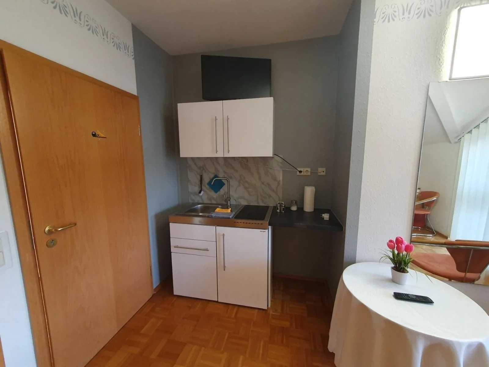 ABM Apartment 33