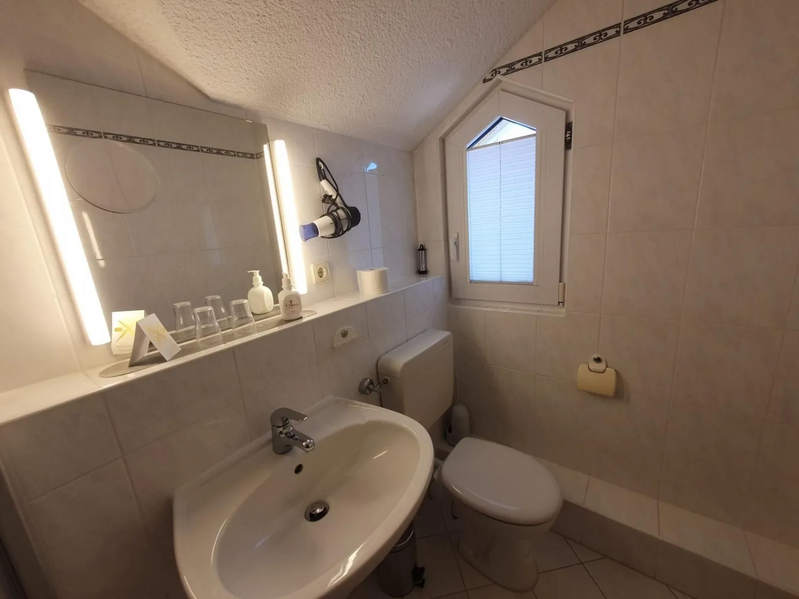 ABM 2-Zimmer-Suite Apartment 39