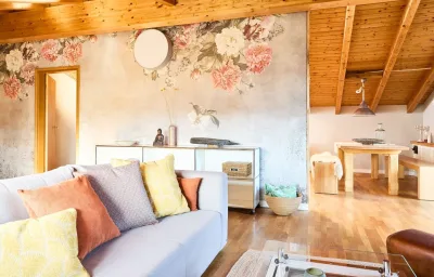 Stilvolles, gepflegtes 5*Ferienloft am Chiemsee, Balkon