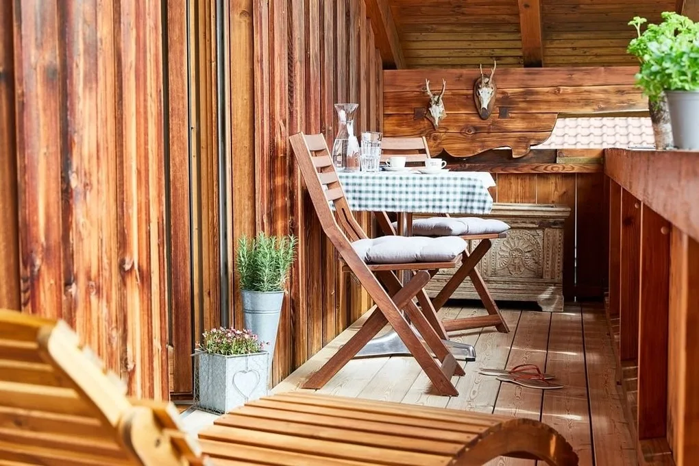 Stilvolles, gepflegtes 5*Ferienloft am Chiemsee, Balkon