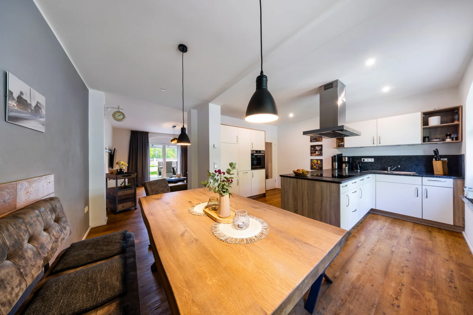 Ferienhaus Bimmelbahn- Familienferienhaus 100 m² am Dampflokbahnhof / Sauna / Trampolin/ Spielezimmer