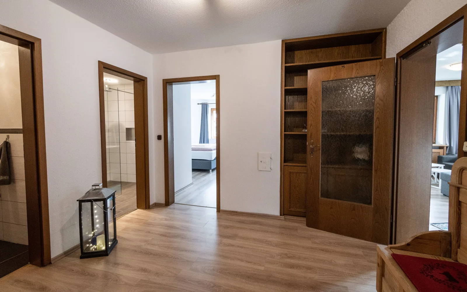 Neu! Sonnige Terrassen-Ferienwohnung in den Bergen