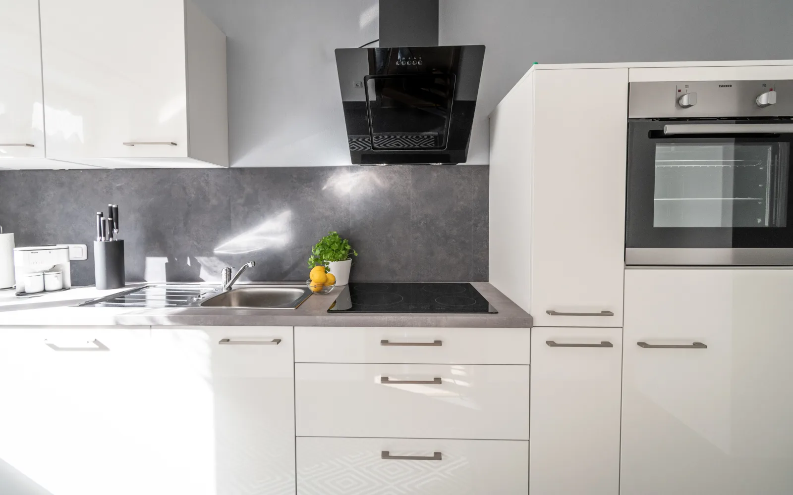 Neu! Sonnige Terrassen-Ferienwohnung in den Bergen