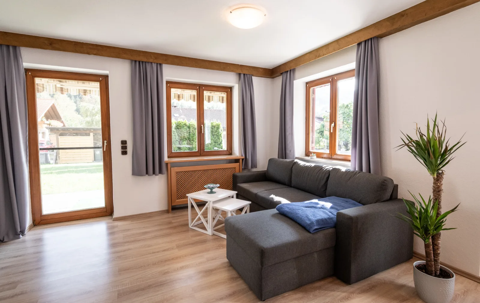 Neu! Sonnige Terrassen-Ferienwohnung in den Bergen