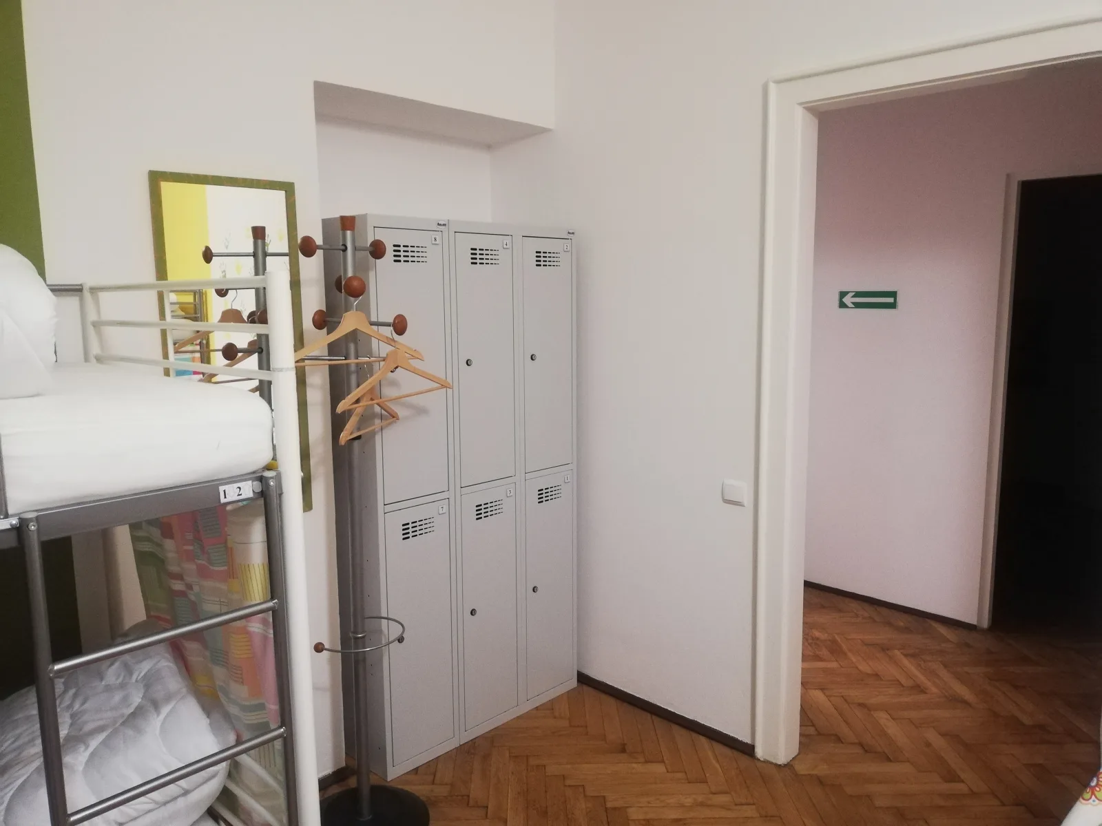 Family room for 8 guests (Cracow Old Town)