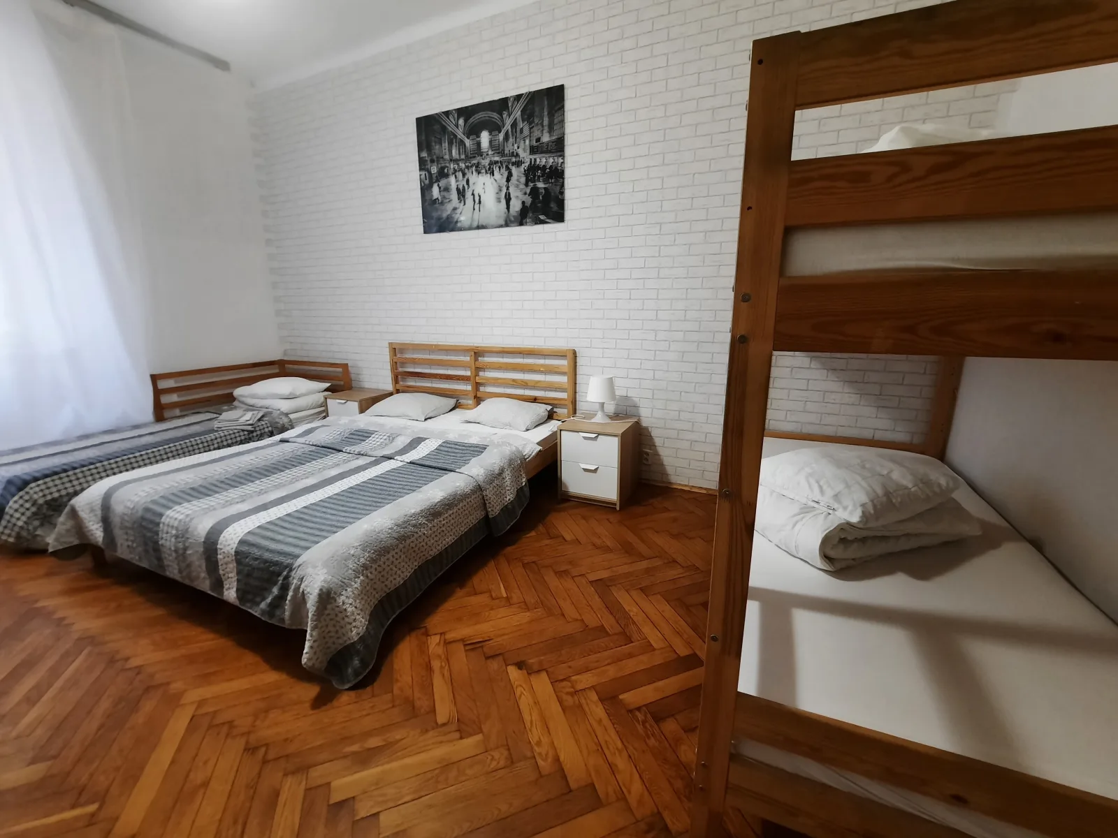 Family room for 5 guests (Cracow Old Town)