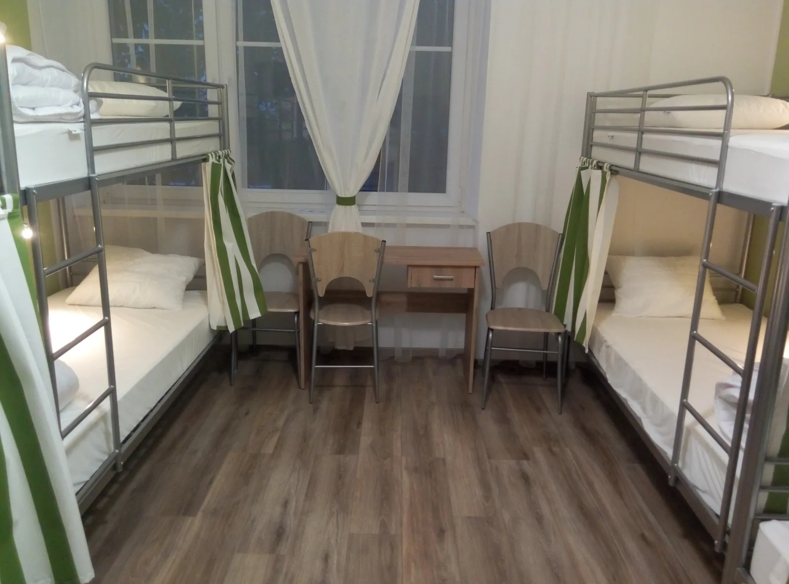 Bed in 8-Bed Mixed Dormitory Room, Old Town