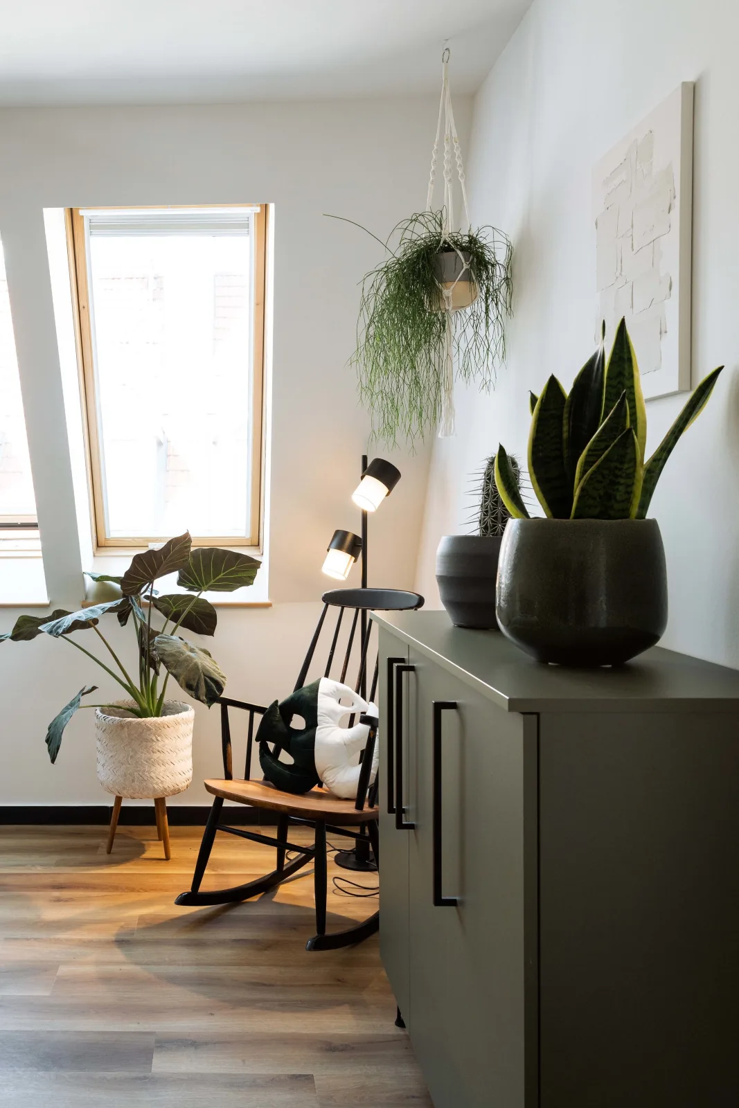 Fancy Apartment 02 DG - Urban Jungle Apartment