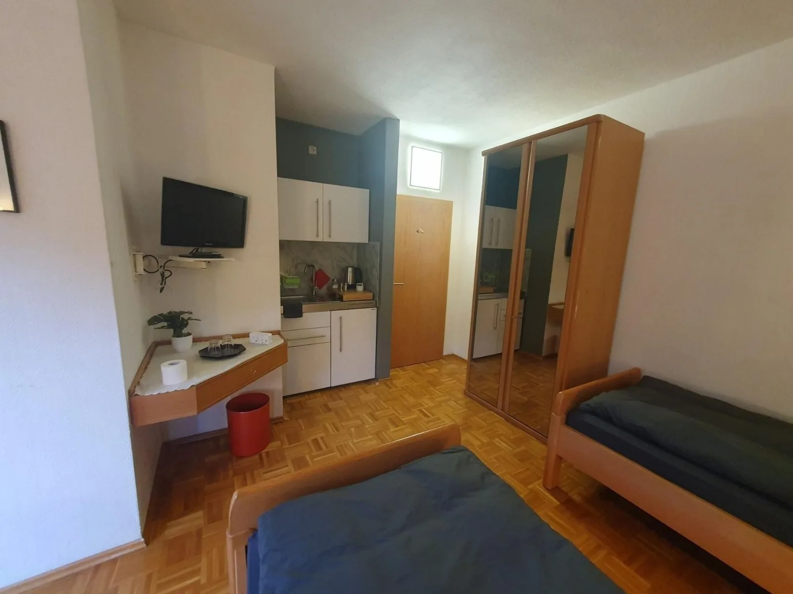 ABM Apartment 16
