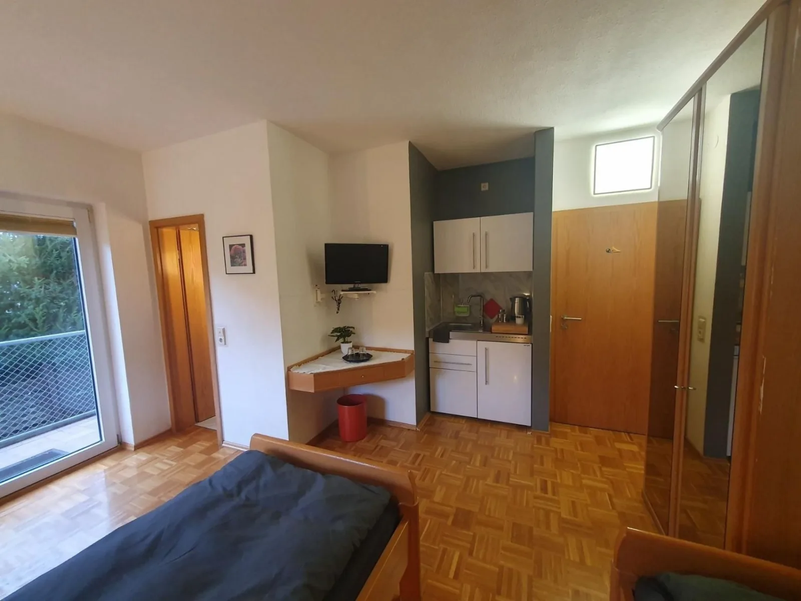 ABM Apartment 16