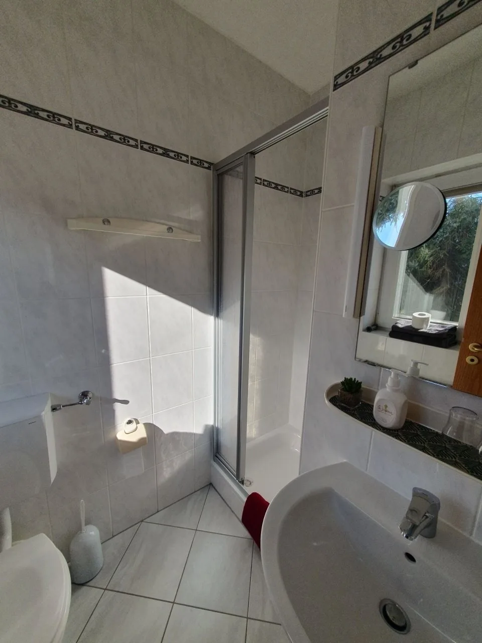 ABM Apartment 16