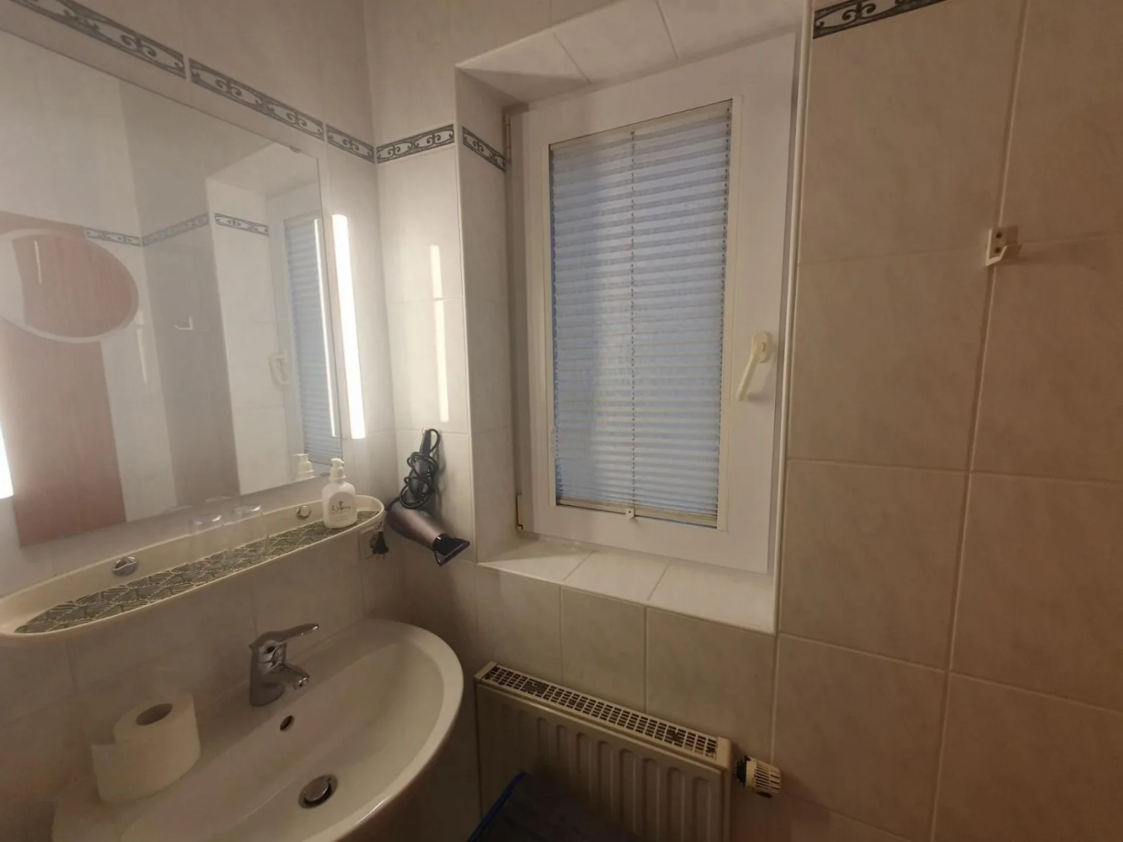 ABM Apartment 12