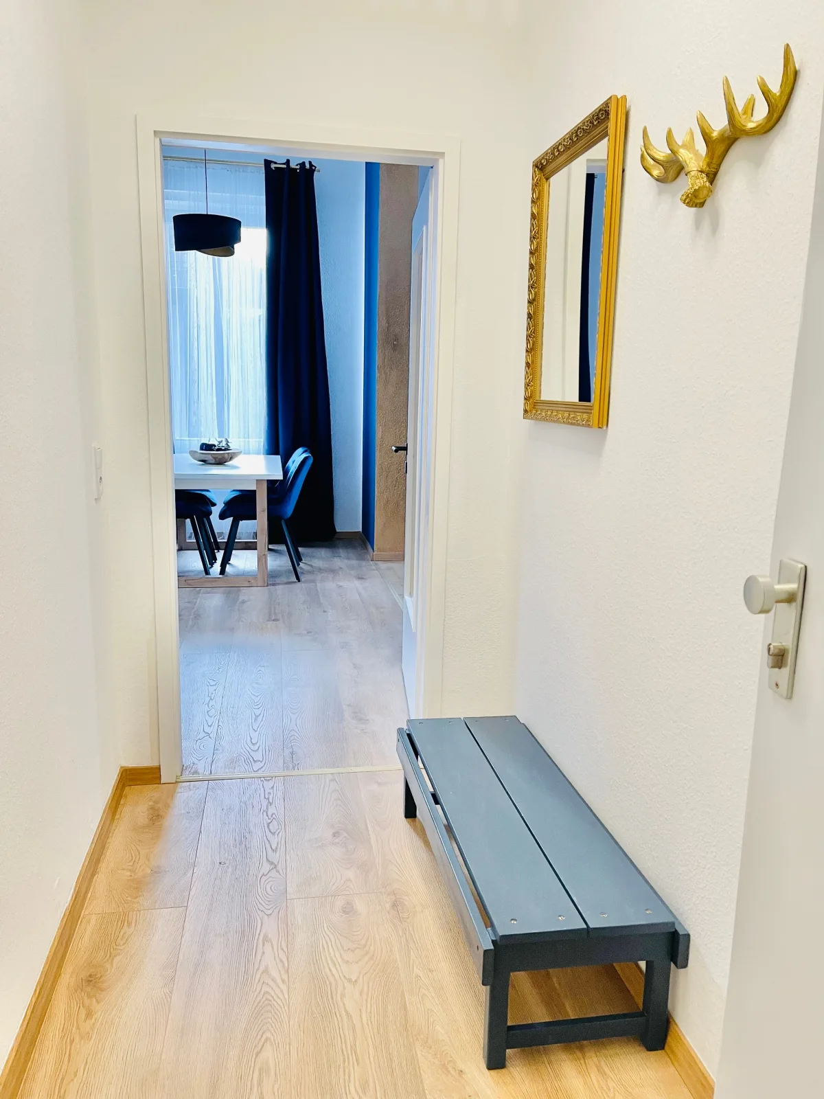 FeWo "Im Blauen" (Am Wildpark) - Parkplatz - Gem. Balkon - Garten - W-LAN  - Disney+