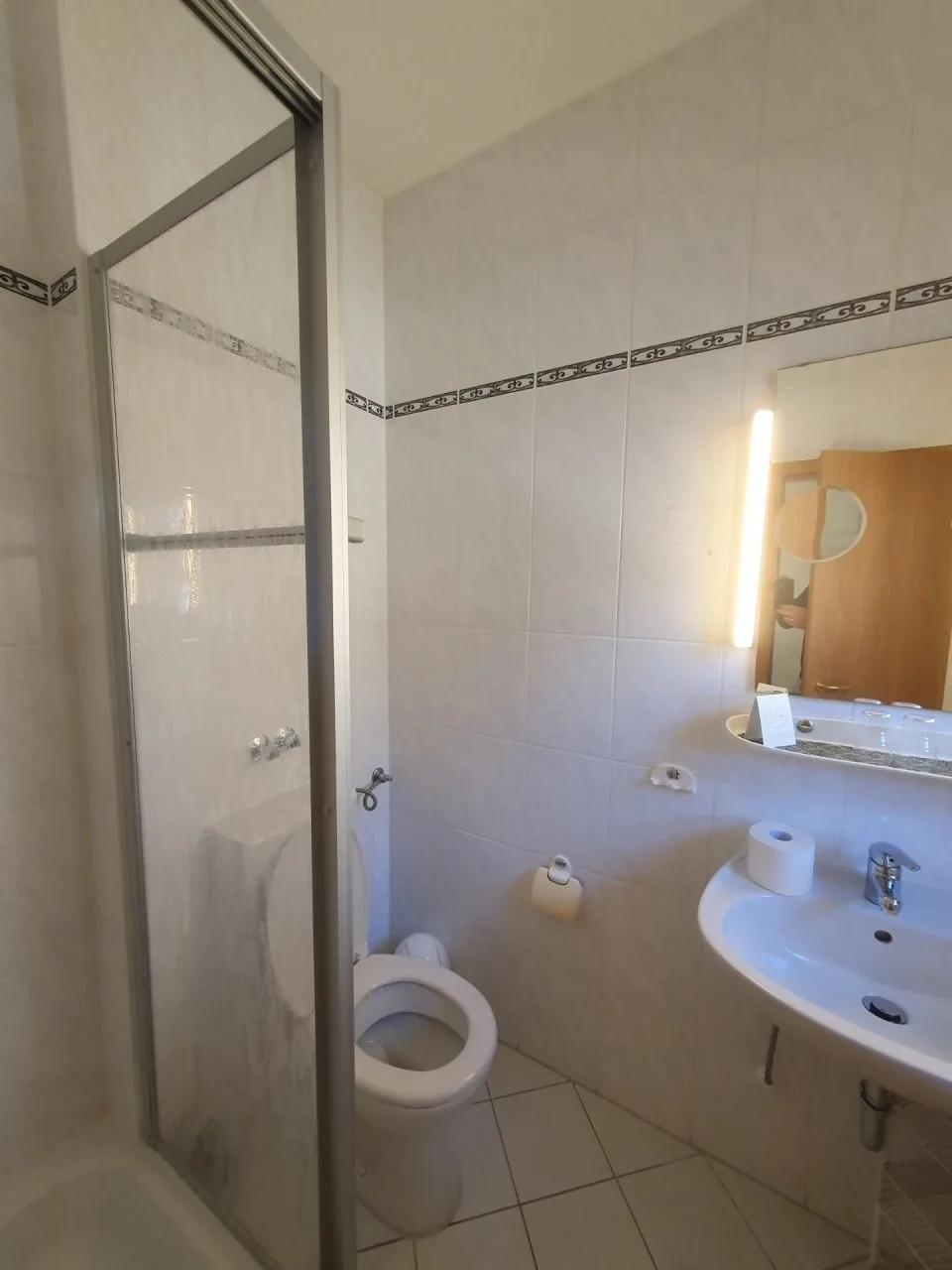 ABM Apartment 23