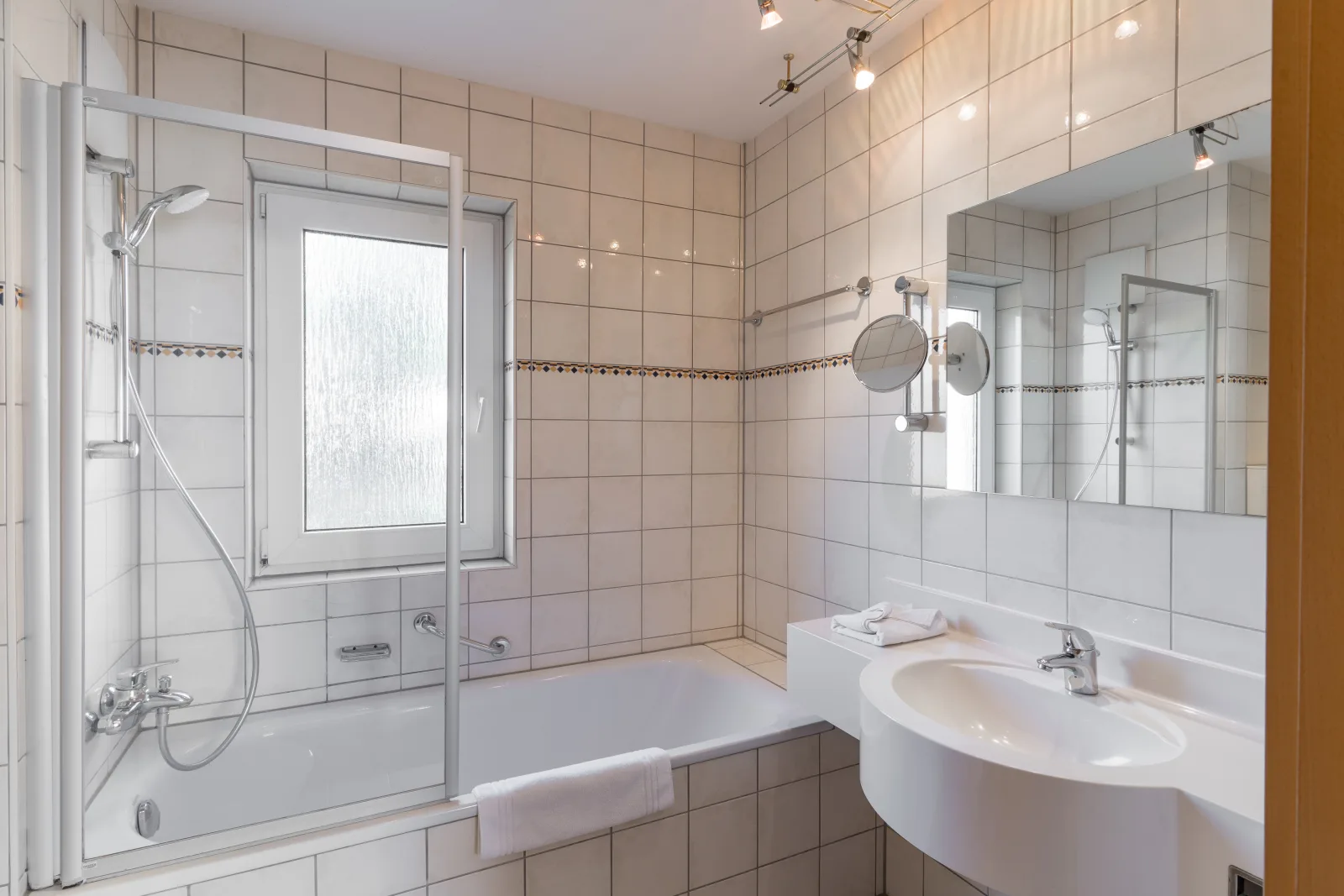 2- Raum Wohnung Komfort