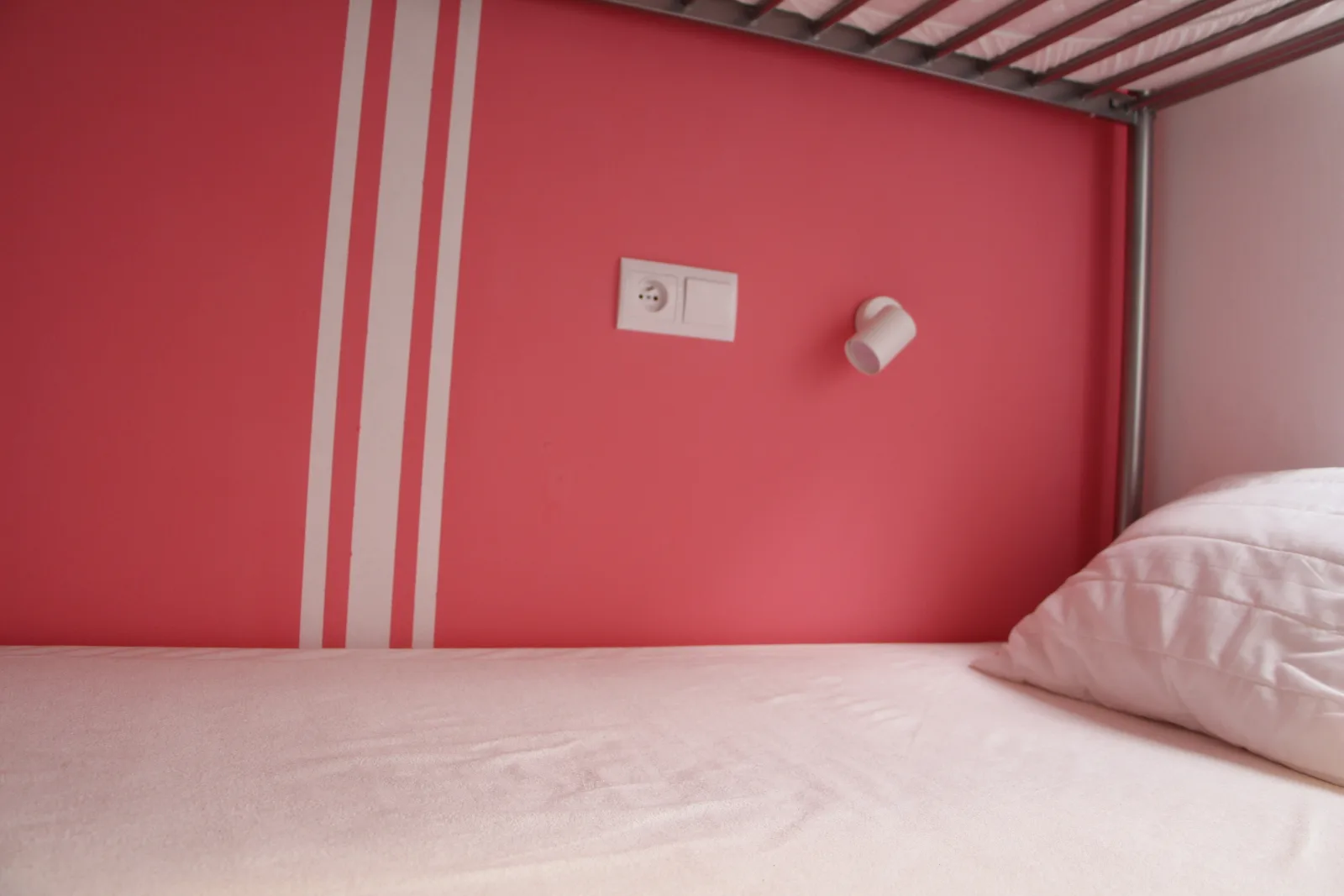 Bed in 6-Bed Female Dormitory Room, Old Town