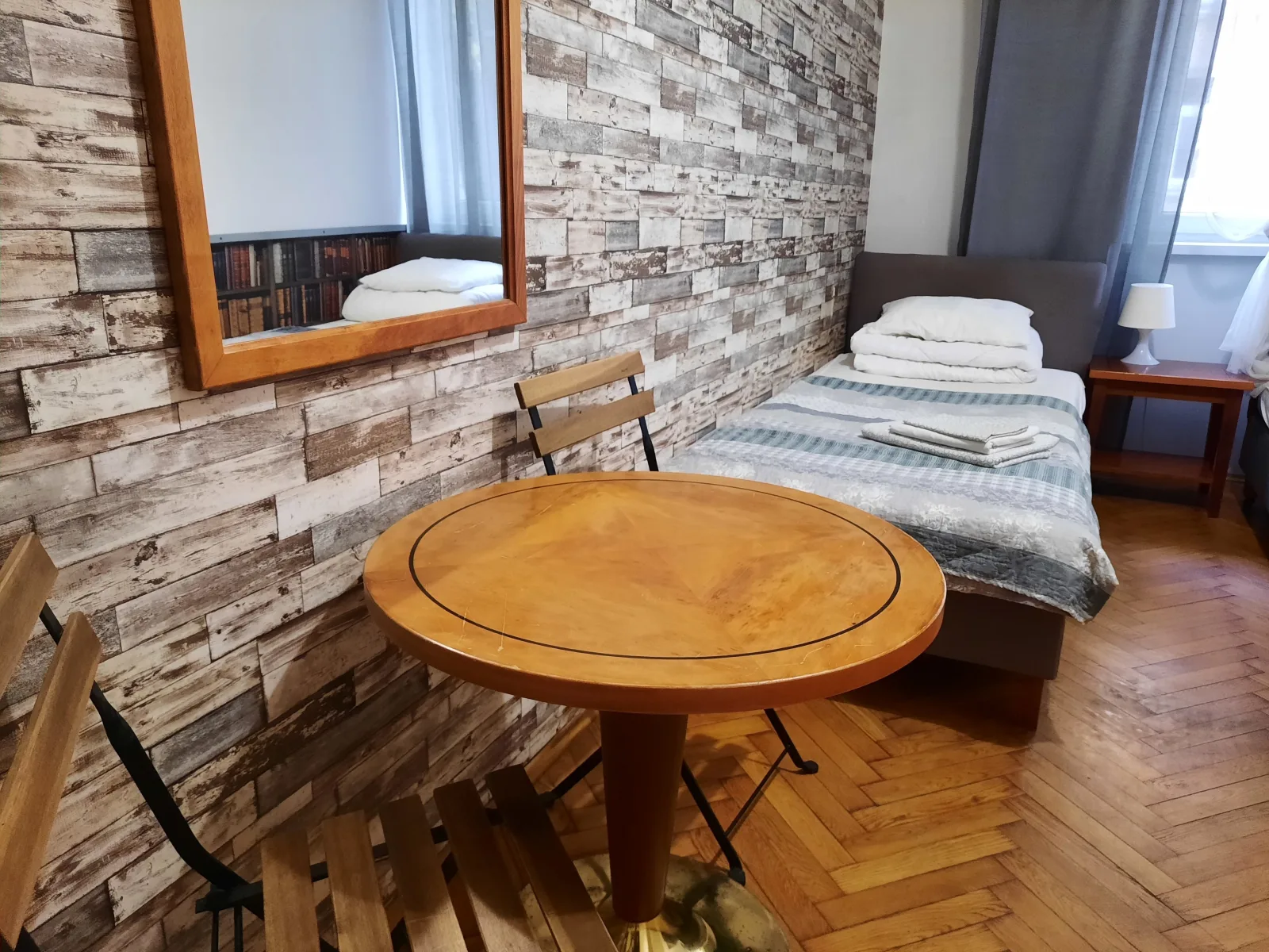 Twin room (Cracow Old Town)