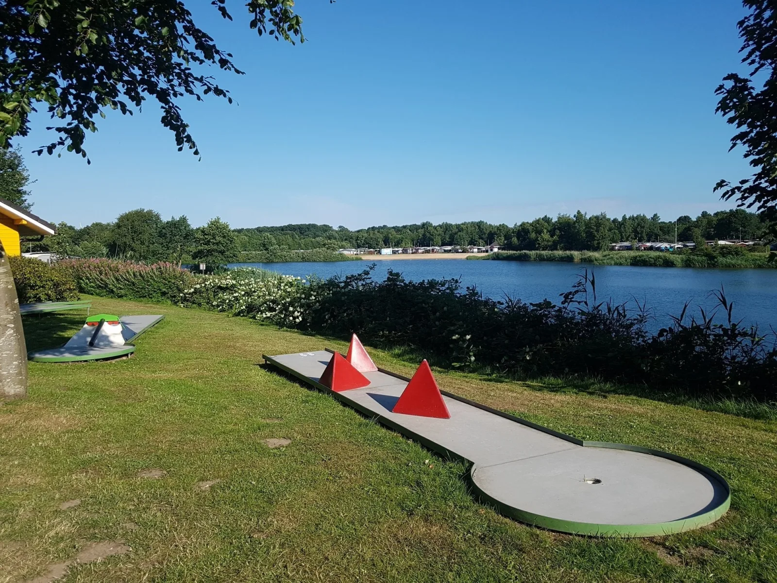 Mobilheim Wattwurm mit Veranda am Kransburger See (555)