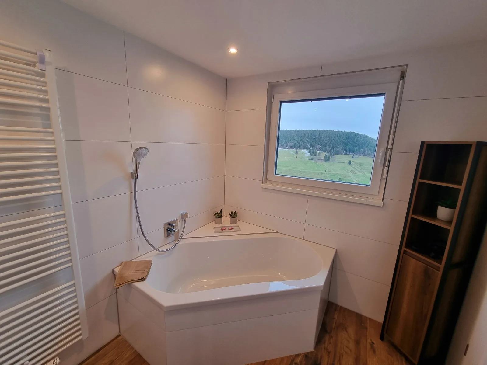 "Deluxe" Ferienwohnung Schwarzwald, 8 Personen, 140 qm, Haus Sonnenschein, 2 Balkone