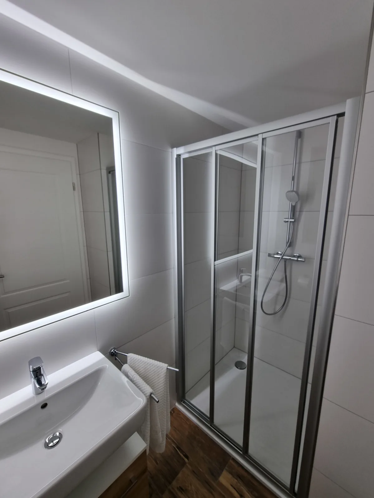"Deluxe" Ferienwohnung Schwarzwald, 8 Personen, 140 qm, Haus Sonnenschein, 2 Balkone