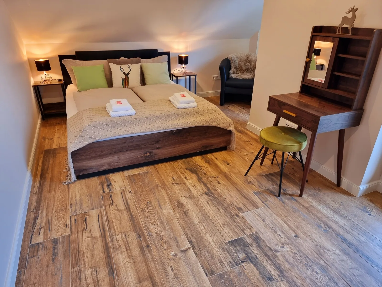 "Deluxe" Ferienwohnung Schwarzwald, 8 Personen, 140 qm, Haus Sonnenschein, 2 Balkone