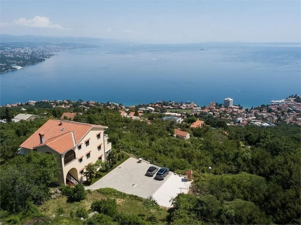 BELA VISTA 5 Appartements Opatija