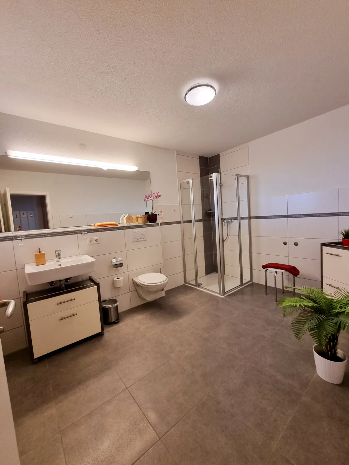 "Schwarzwaldblick" Ferienwohnung 2-4 Pers. (65qm), schöne ruhige Südhanglage mit herrl. Aussicht