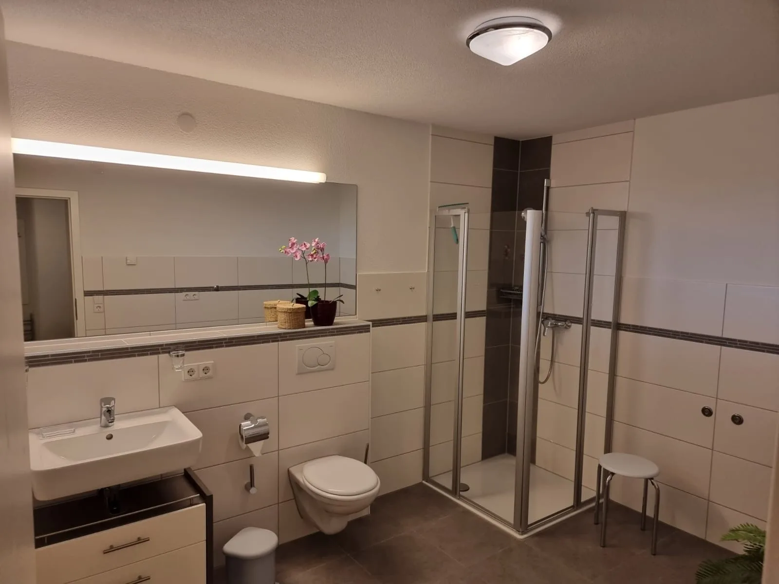 "Schwarzwaldblick" Ferienwohnung 2-4 Pers. (65qm), schöne ruhige Südhanglage mit herrl. Aussicht