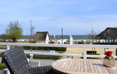 Maris Ferienwohnung Nr. 48 (OG mit Balkon und Meerblick)
