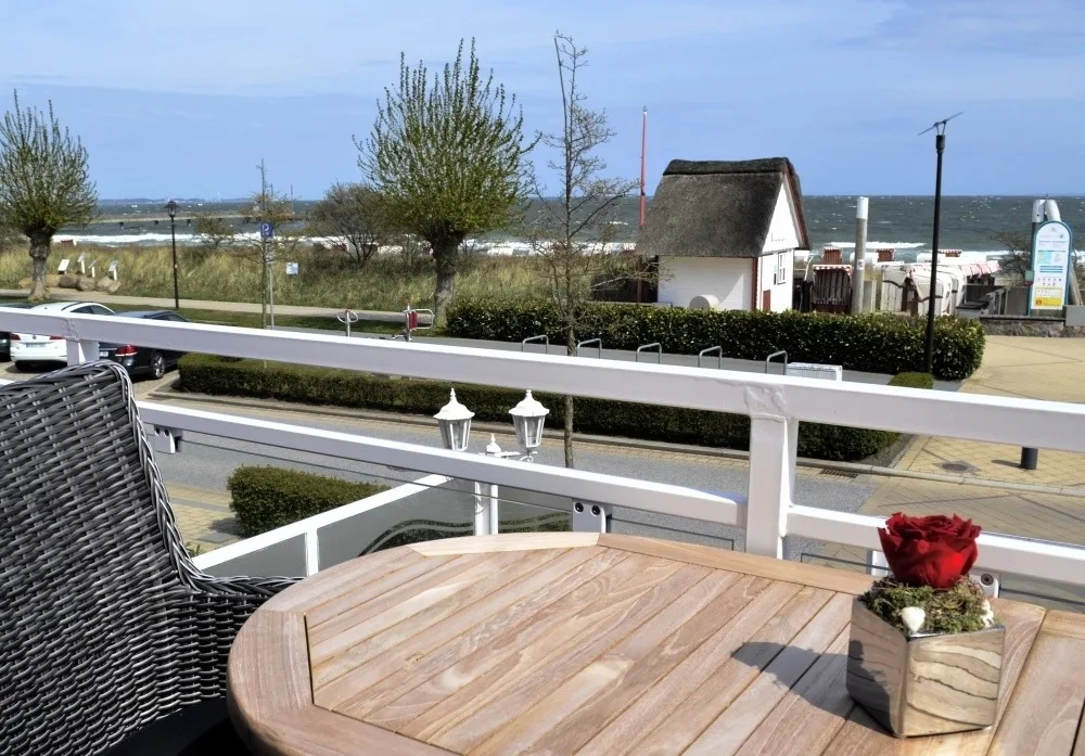 Maris Ferienwohnung Nr. 48 (OG mit Balkon und Meerblick)