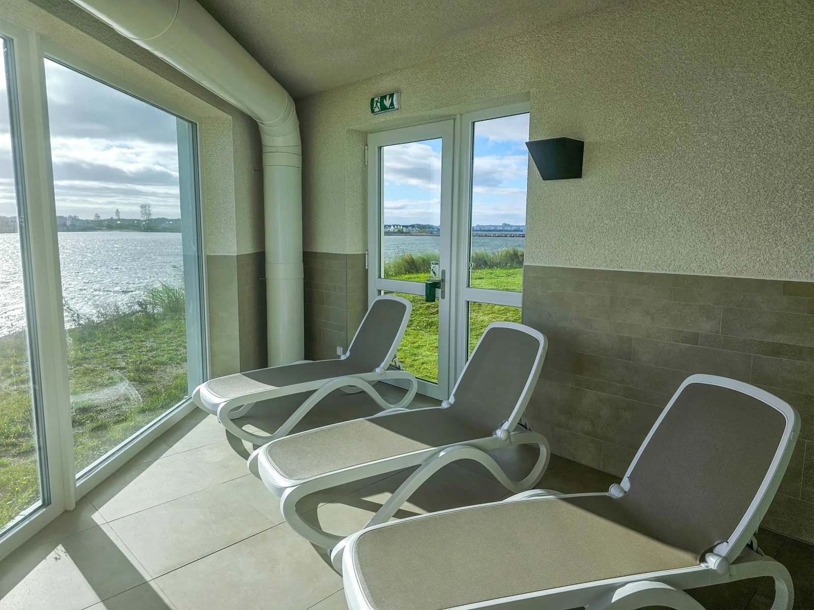 Ostesee FEWO mit Pool & Spa in Olpenitz