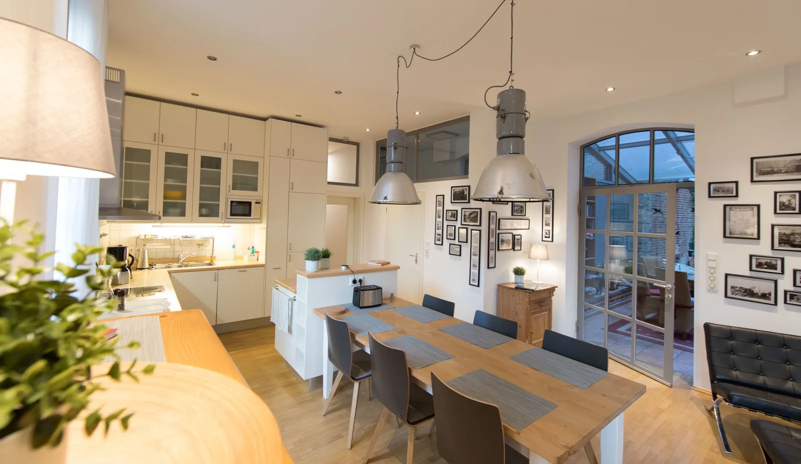 LokoMotel-Wohnung, Luxus Ferienwohnung im Lokschuppen