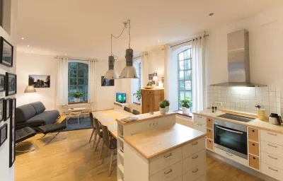 LokoMotel-Wohnung, Luxus Ferienwohnung im Lokschuppen