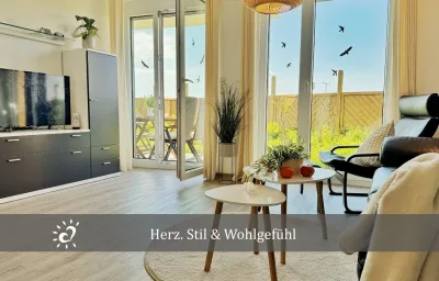 Ferienwohnung De Tuunkrüper mit Deichblick Nordseeluft von der Terrasse aus