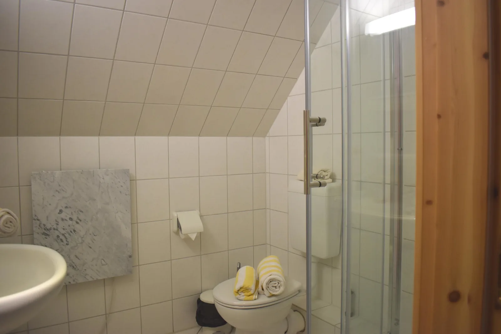 Hinter den Dünen D77