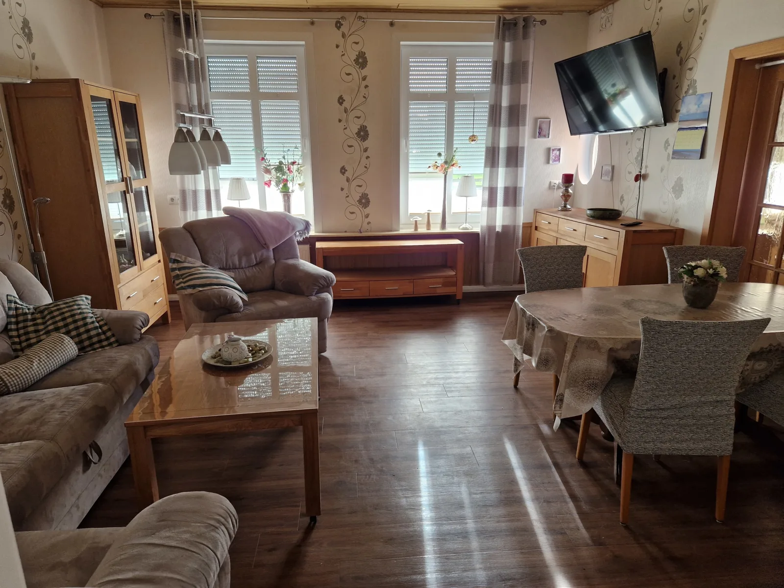 Großes Ferienhaus Nordhastedt  2- 6 Personen 16 km zur Nordsee  24 km Büsum  45km St. Peter Ording