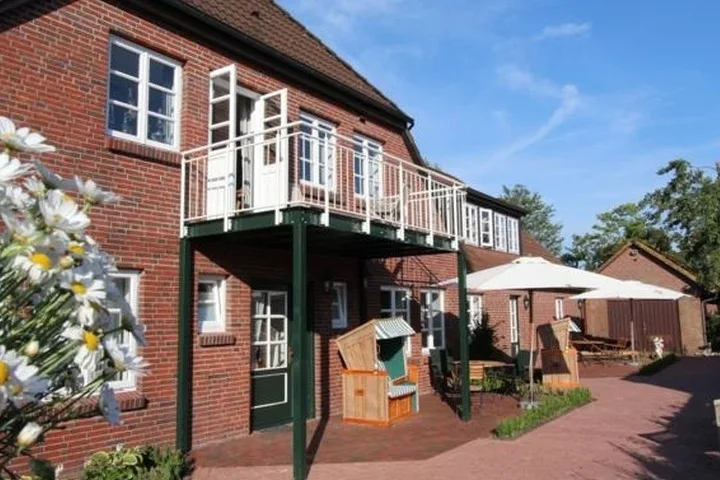Landhaus Greetsiel am Hafen / "Kapitänsbrücke II"