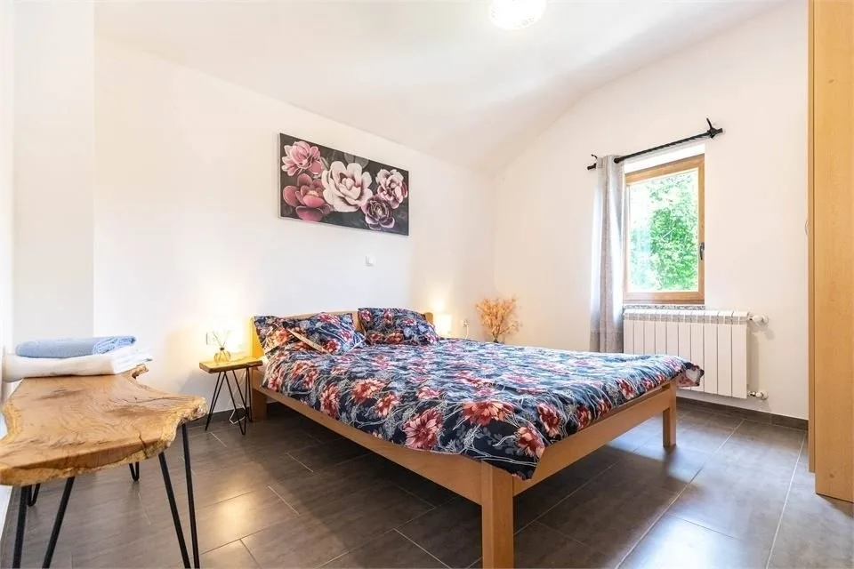 Raspor House