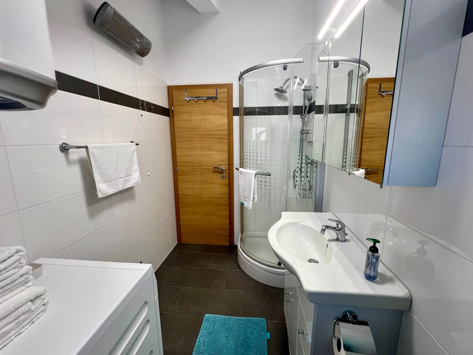 Baka Mara 2 - Elegant Comfort Apartment