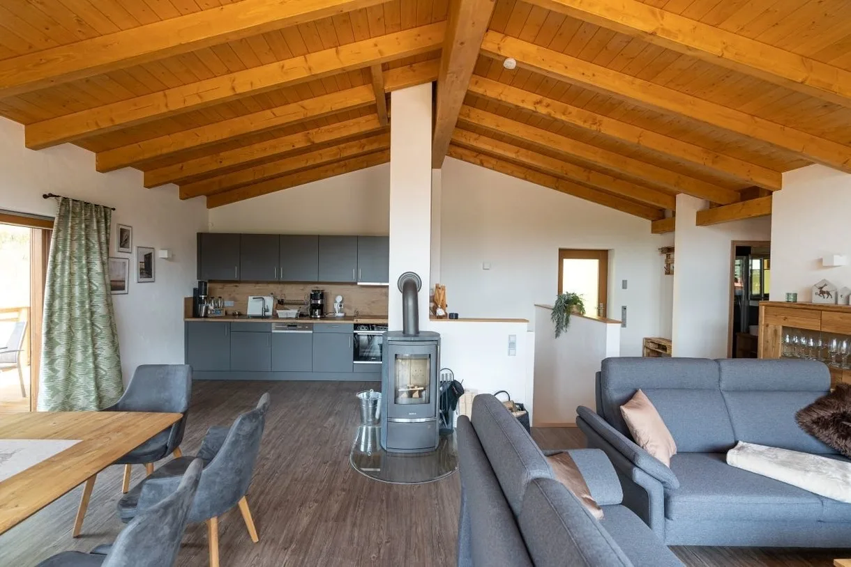Großes Chalet mit Whirlpool und Sauna
