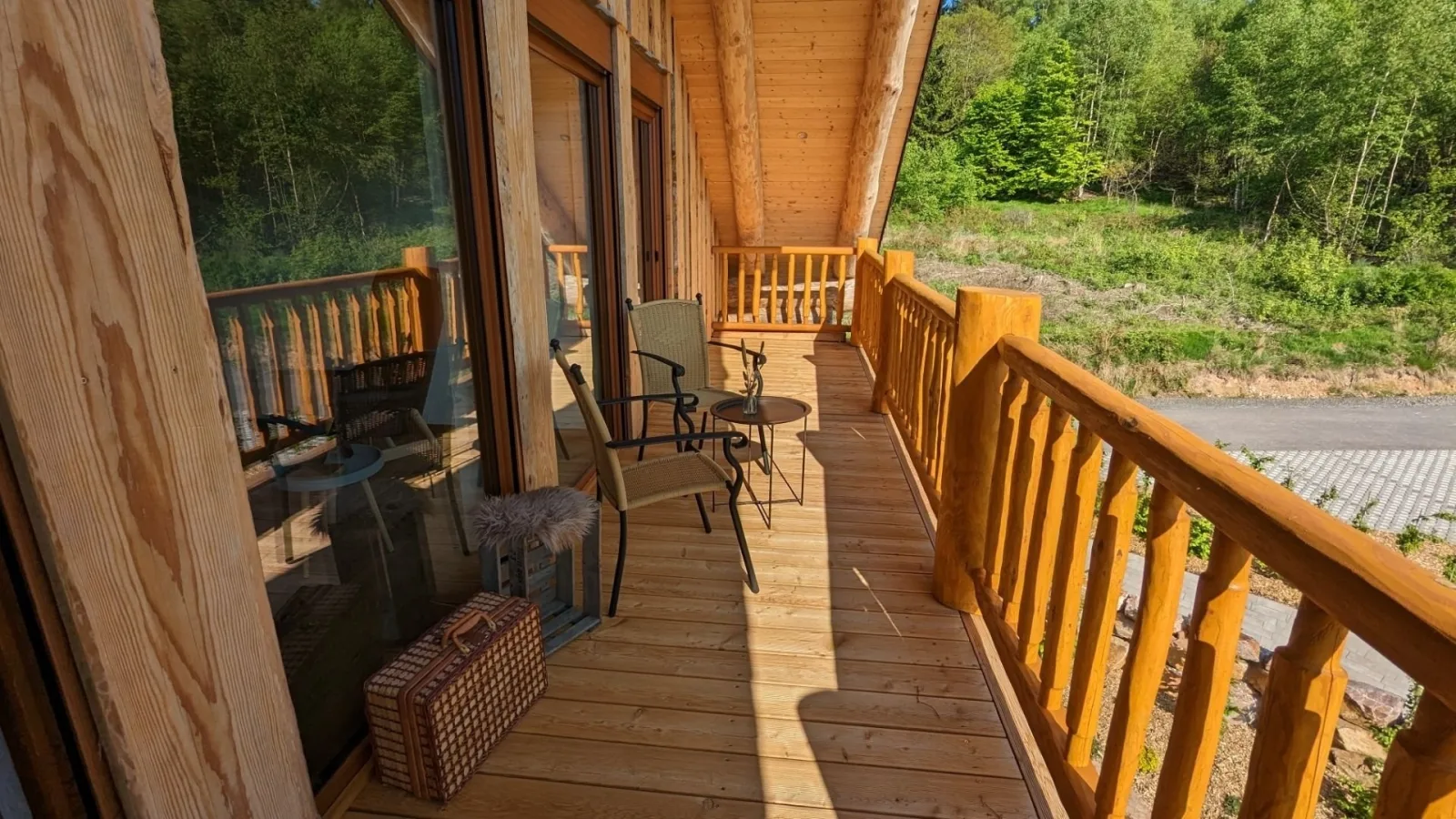 Waldzeit Lodge - Ferienwohnung Eule